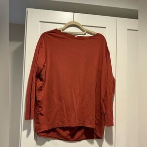 Pre-Owned Lululemon Back in Action Long Sleeve